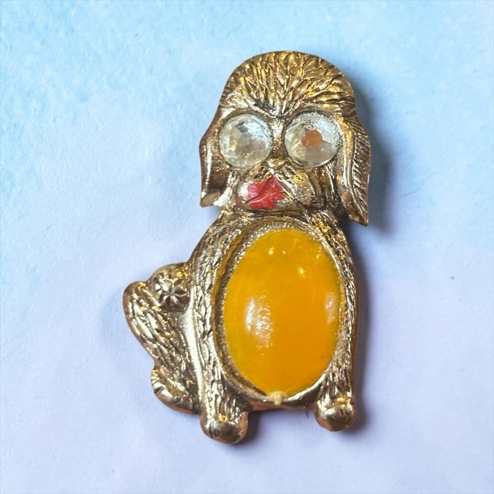 Googly Eye Dog Brooch Hong Kong Yellow Belly Kitsch 1960s Pin